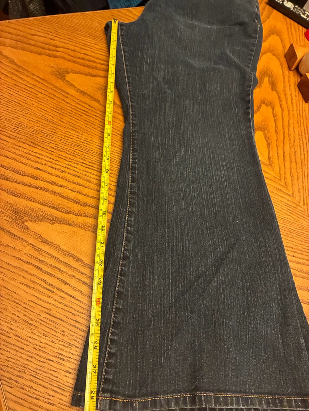 Women’s Flare Jeans in Dark Blue - Venezia size 22 petite - Picture 6 of 7